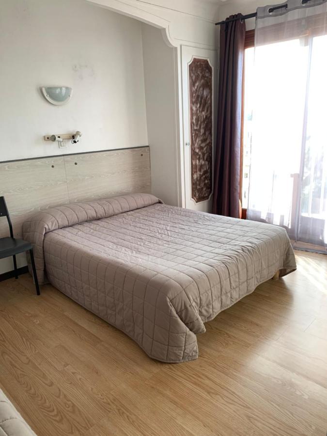 Hotel Le Canetois Dış mekan fotoğraf